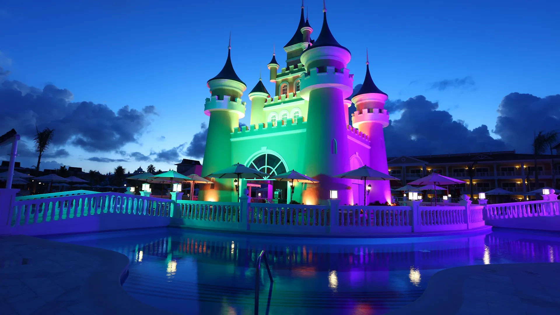 **** Szálloda Bahia Principe Fantasia Punta Cana (Adults Only) Bávaro Dominikai Köztársaság